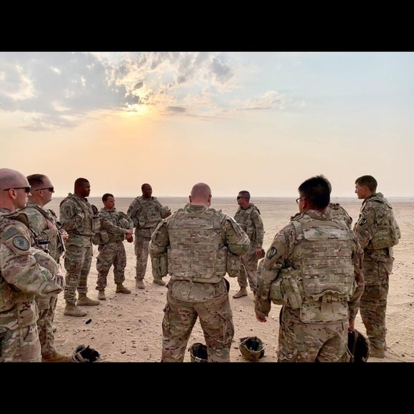 Meet Your Posher - Picture 7 of 7